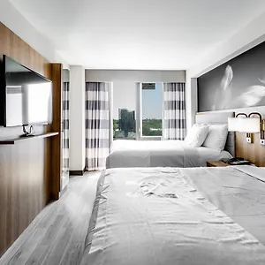 Ninety Five - Jfk Airport Hotel New York